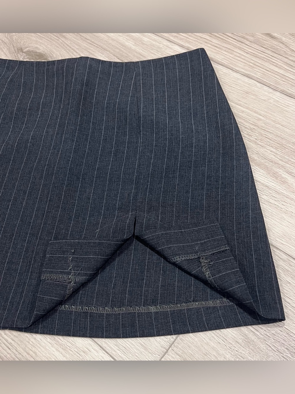 A. Byer California Dark Gray Pinstripe Mini Skirt Rare Vintage